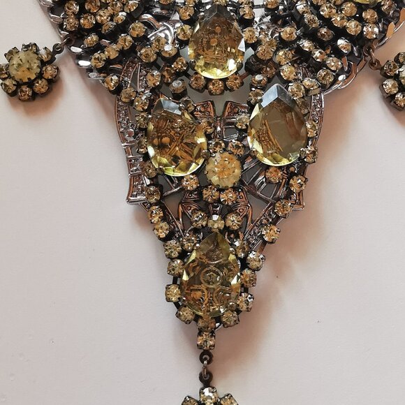 Banana Republic RARE Vintage Large Statement Necklace - Picture 8 of 13